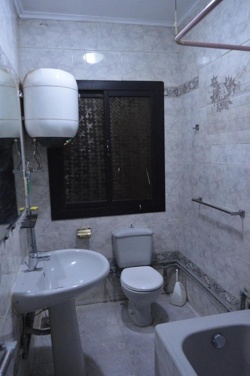 Grand Sunlit Luxury Apartment Maadi Kairo Bagian luar foto
