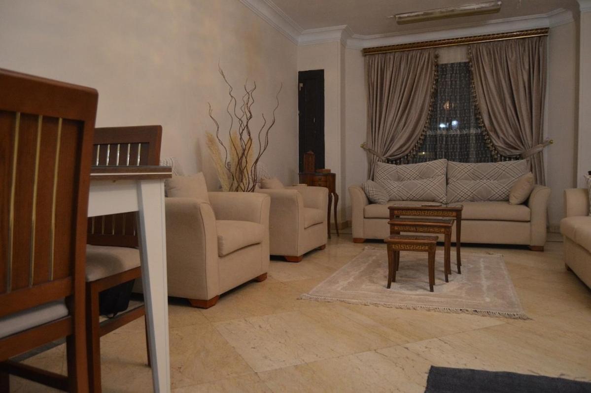 Grand Sunlit Luxury Apartment Maadi Kairo Bagian luar foto