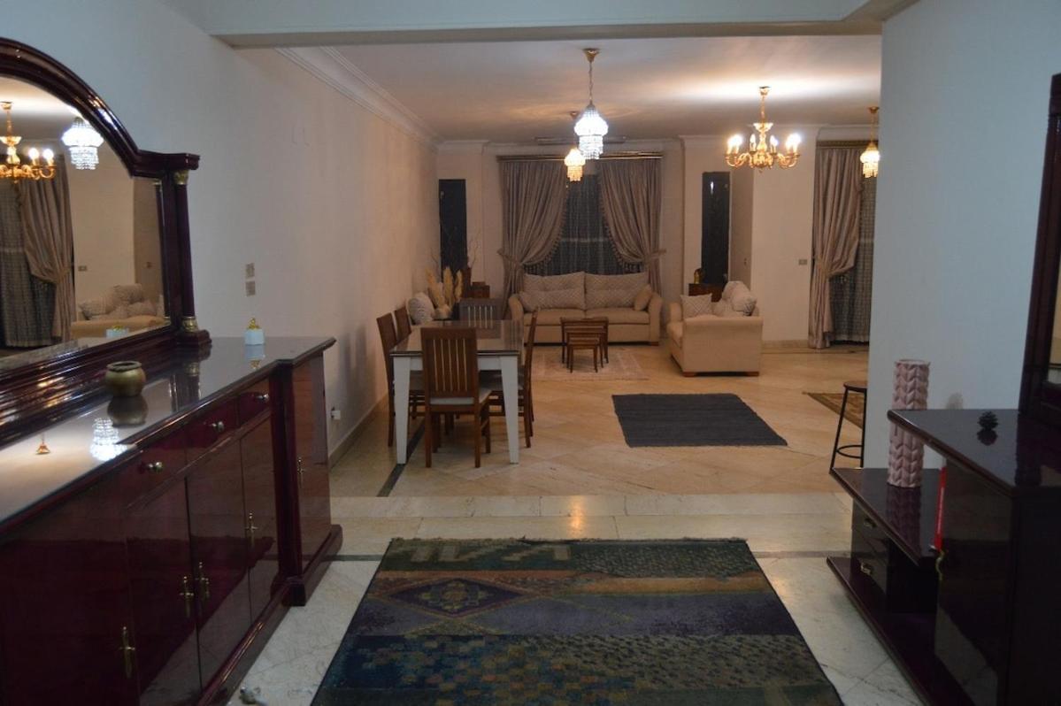 Grand Sunlit Luxury Apartment Maadi Kairo Bagian luar foto